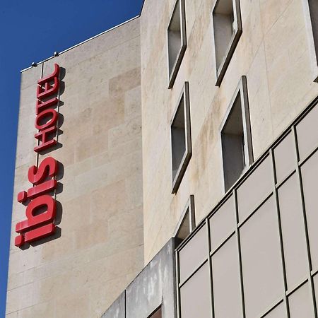 Ibis Шатору Экстерьер фото