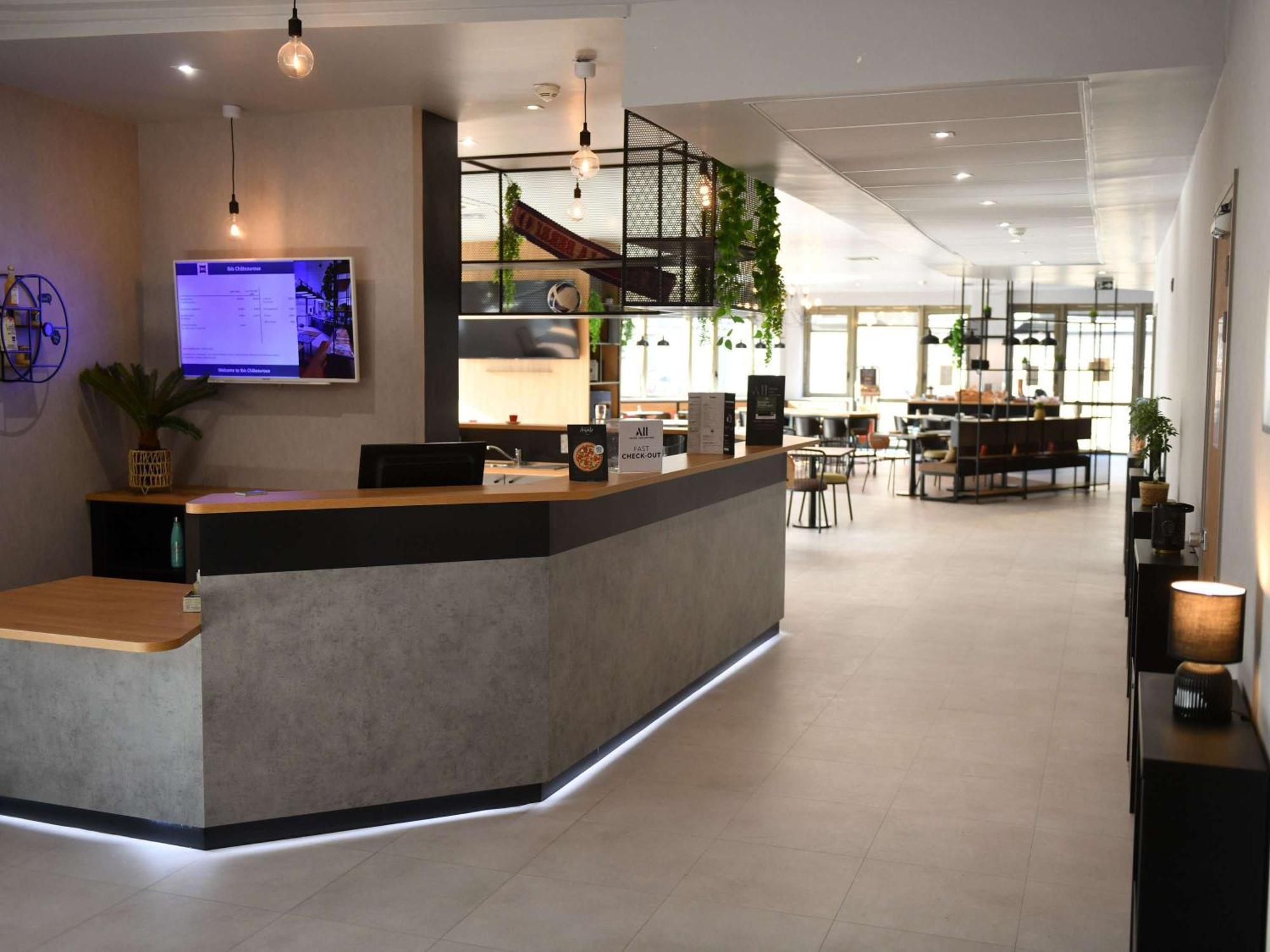 Ibis Шатору Экстерьер фото